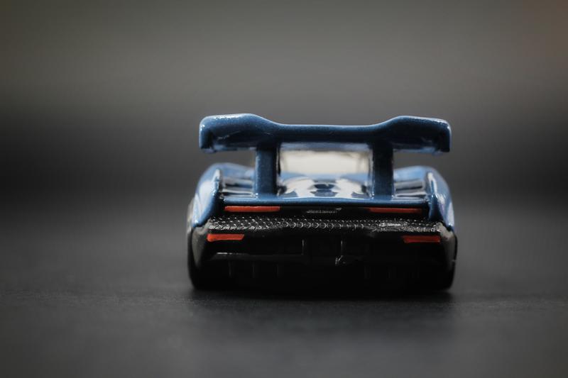 Illustration for article titled Hot Wheels' latest $1 Hypercar: McLaren Senna